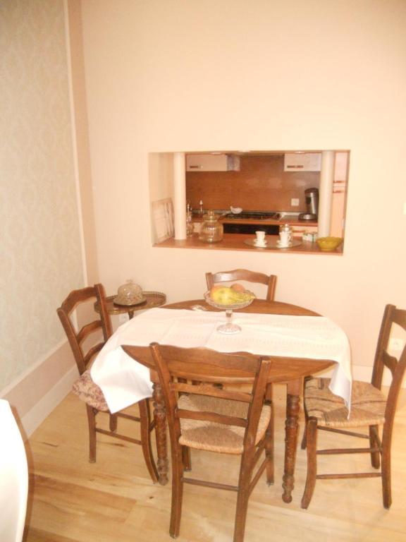 Les Drapiers De Villenouvelle Montauban Kamer foto